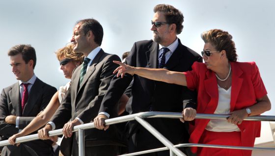 El presidente dej� caer su obra: el gran banco del PP